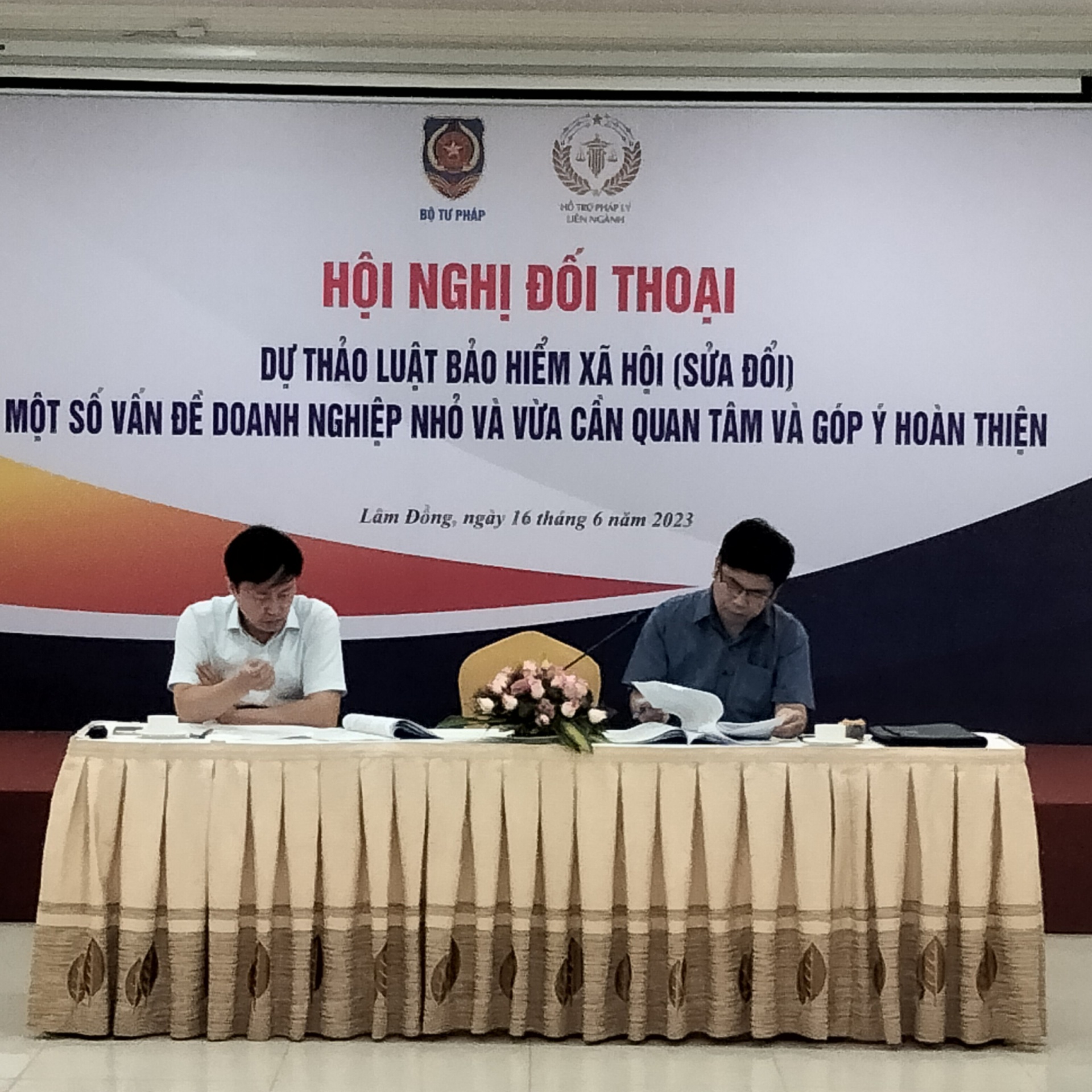 Không thể “đánh đồng” Công đoàn với tổ chức của người lao động trong Luật BHXH