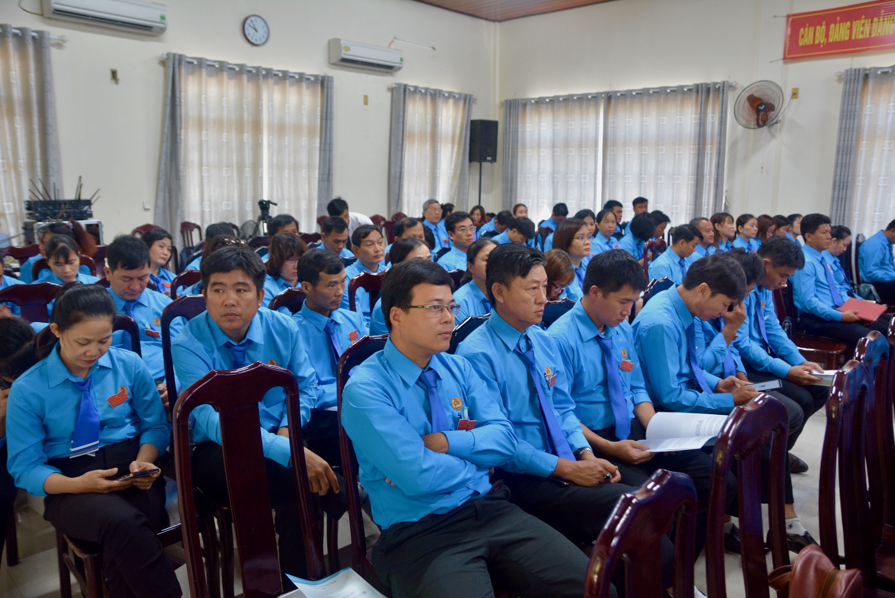 Đồng chí Ngô Ngọc Hùng tái đắc cử Chủ tịch Công đoàn ngành Xây dựng Quảng Nam Đồng chí Ngô Ngọc Hùng tái đắc cử Chủ tịch Công đoàn ngành Xây dựng Quảng Nam