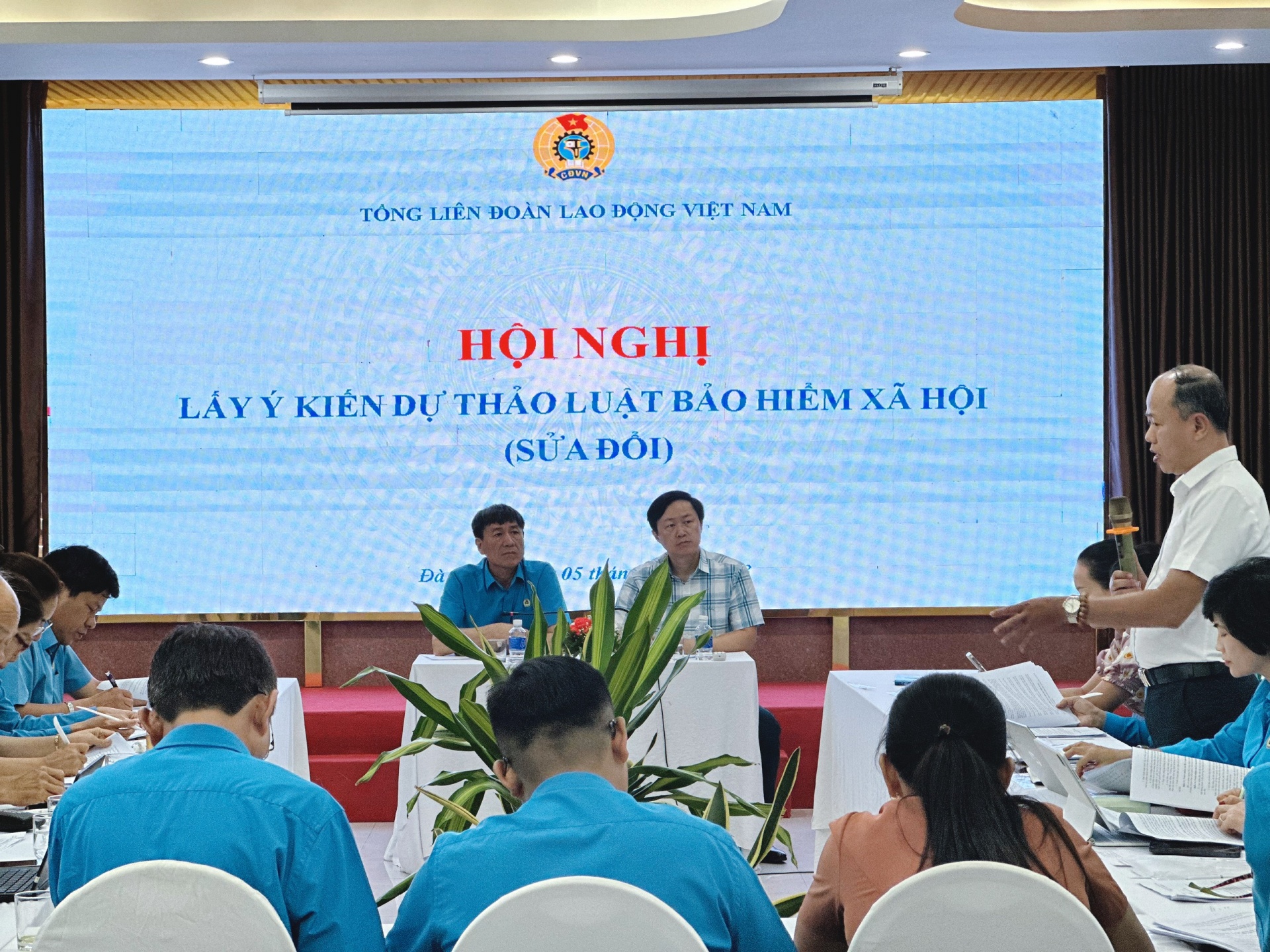 Cán bộ Công đoàn các tỉnh Miền trung góp ý kiến gì cho Dự thảo Luật Bảo hiểm xã hội sửa đổi ?