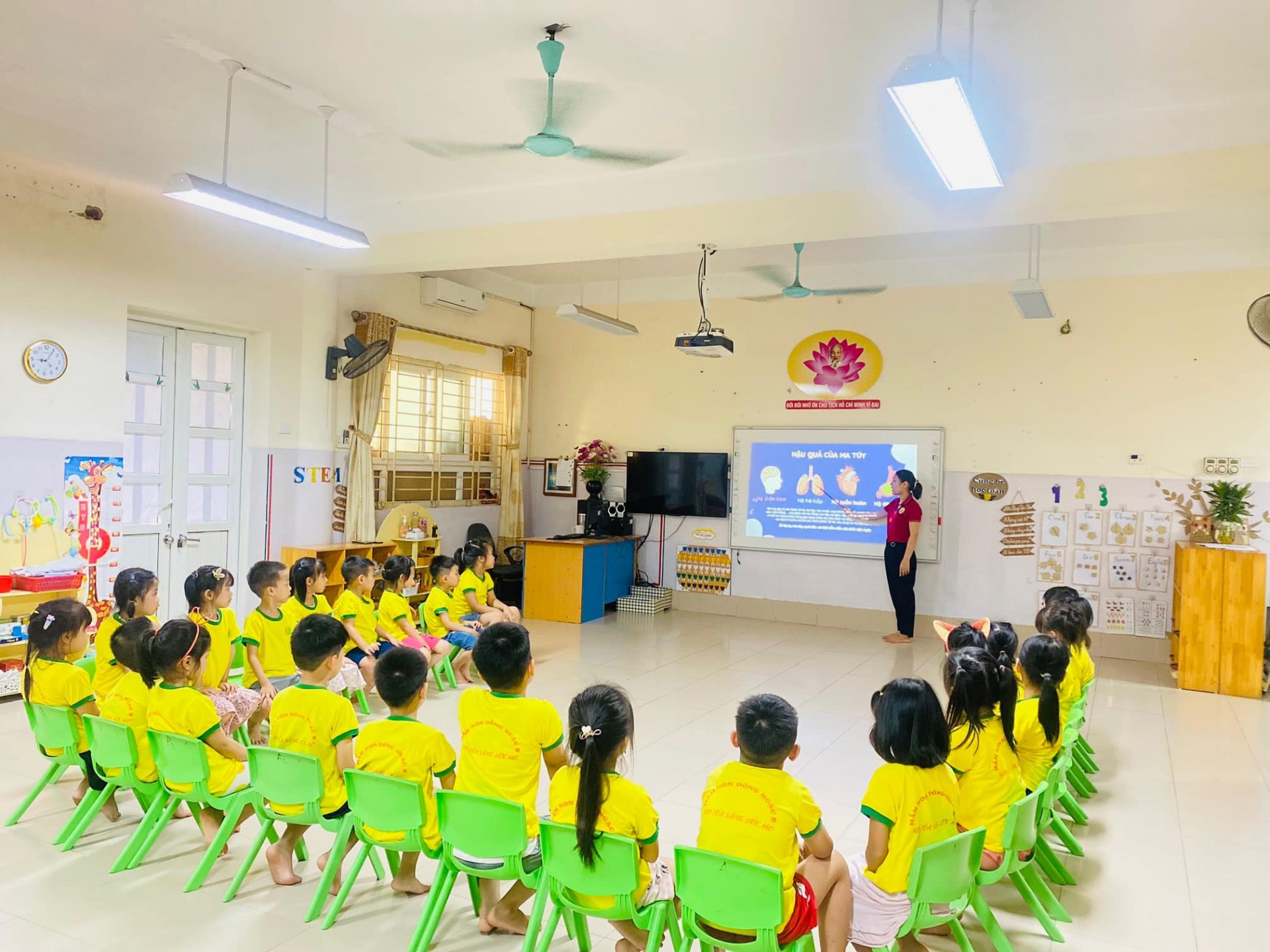 Tuyển dụng giáo viên mầm non, nhân viên nuôi dưỡng, nhân viên văn thư