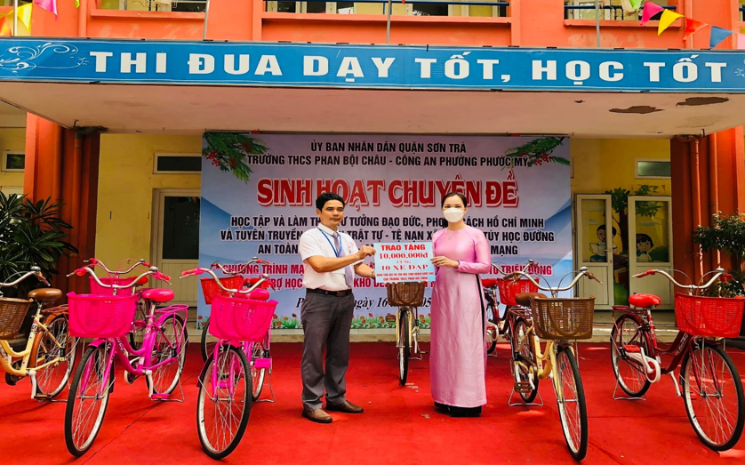 Một Một