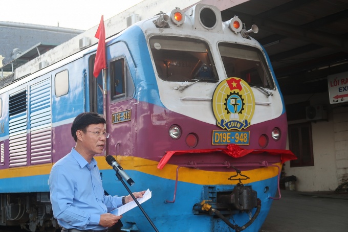 Khai trương đoàn tàu tuyên truyền chào mừng Đại hội XVI Công đoàn Đường sắt Việt Nam