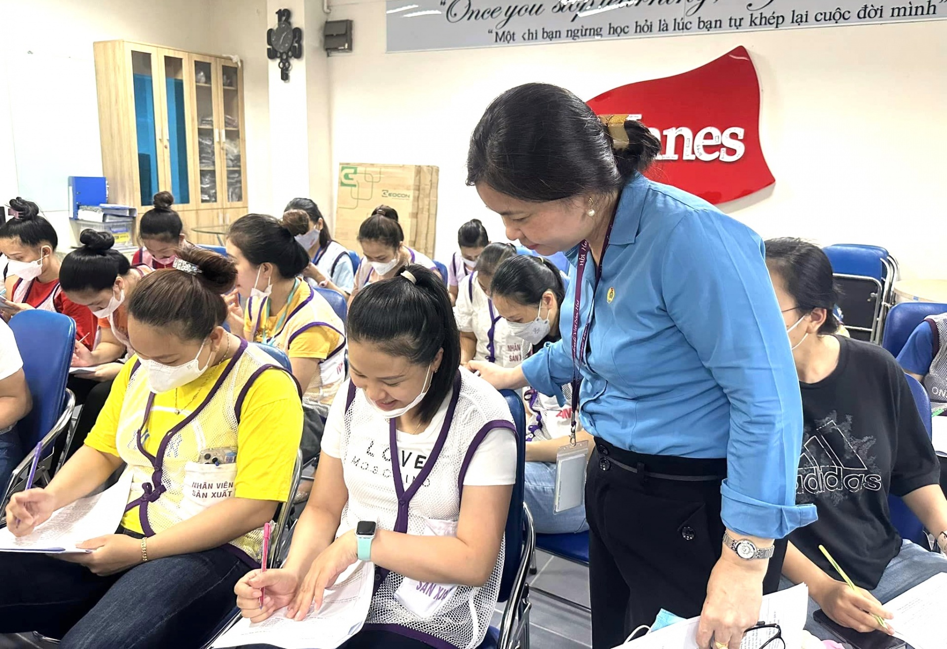 Thu hút người lao động tham gia tổ chức Công đoàn là nhiệm vụ hàng đầu Thu hút người lao động tham gia tổ chức Công đoàn là nhiệm vụ hàng đầu