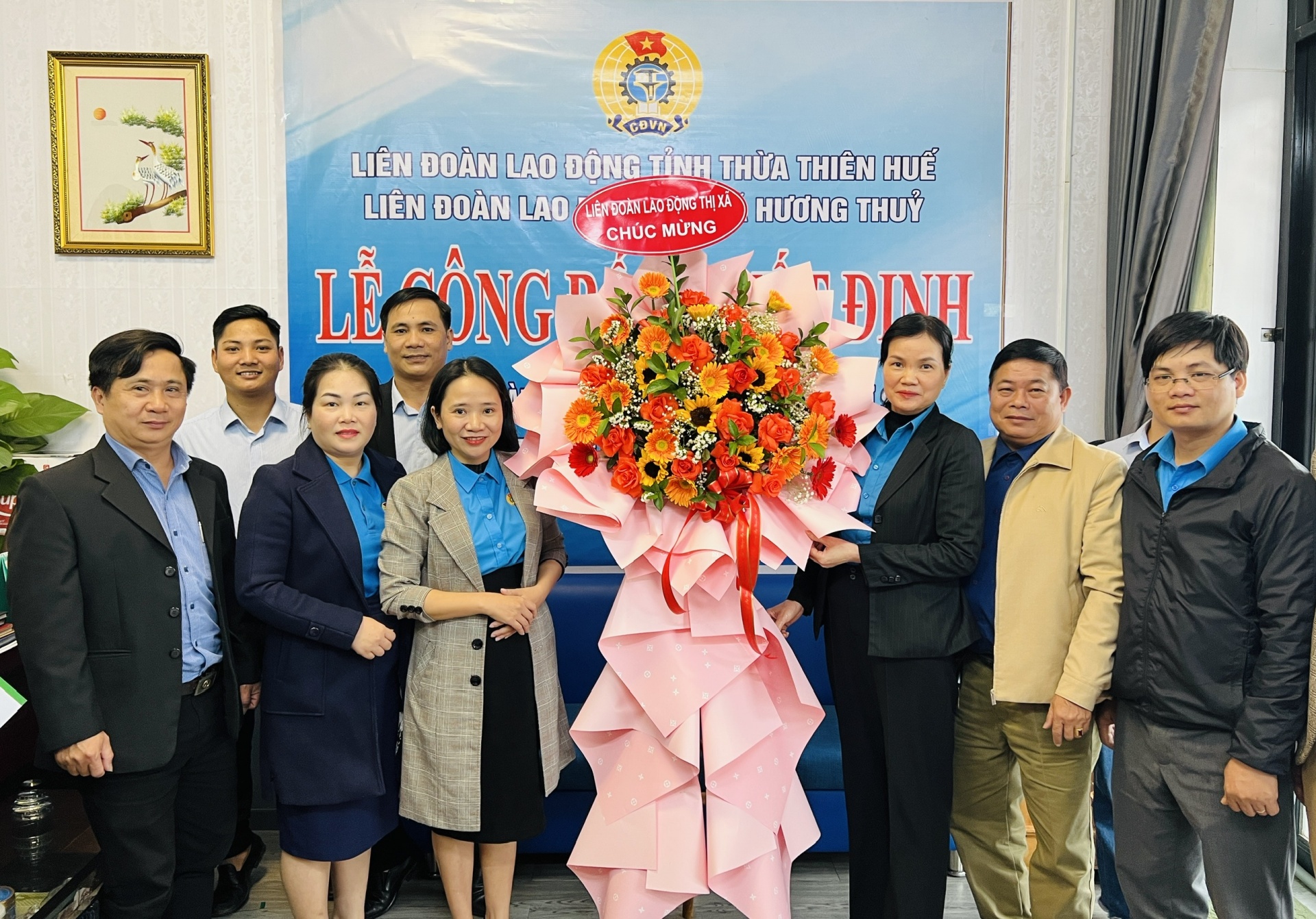Công đoàn Thừa Thiên Huế: Hơn 11 tỉ đồng chăm lo đoàn viên, NLĐ trong 6 tháng đầu năm Công đoàn Thừa Thiên Huế: Hơn 11 tỉ đồng chăm lo đoàn viên, NLĐ trong 6 tháng đầu năm