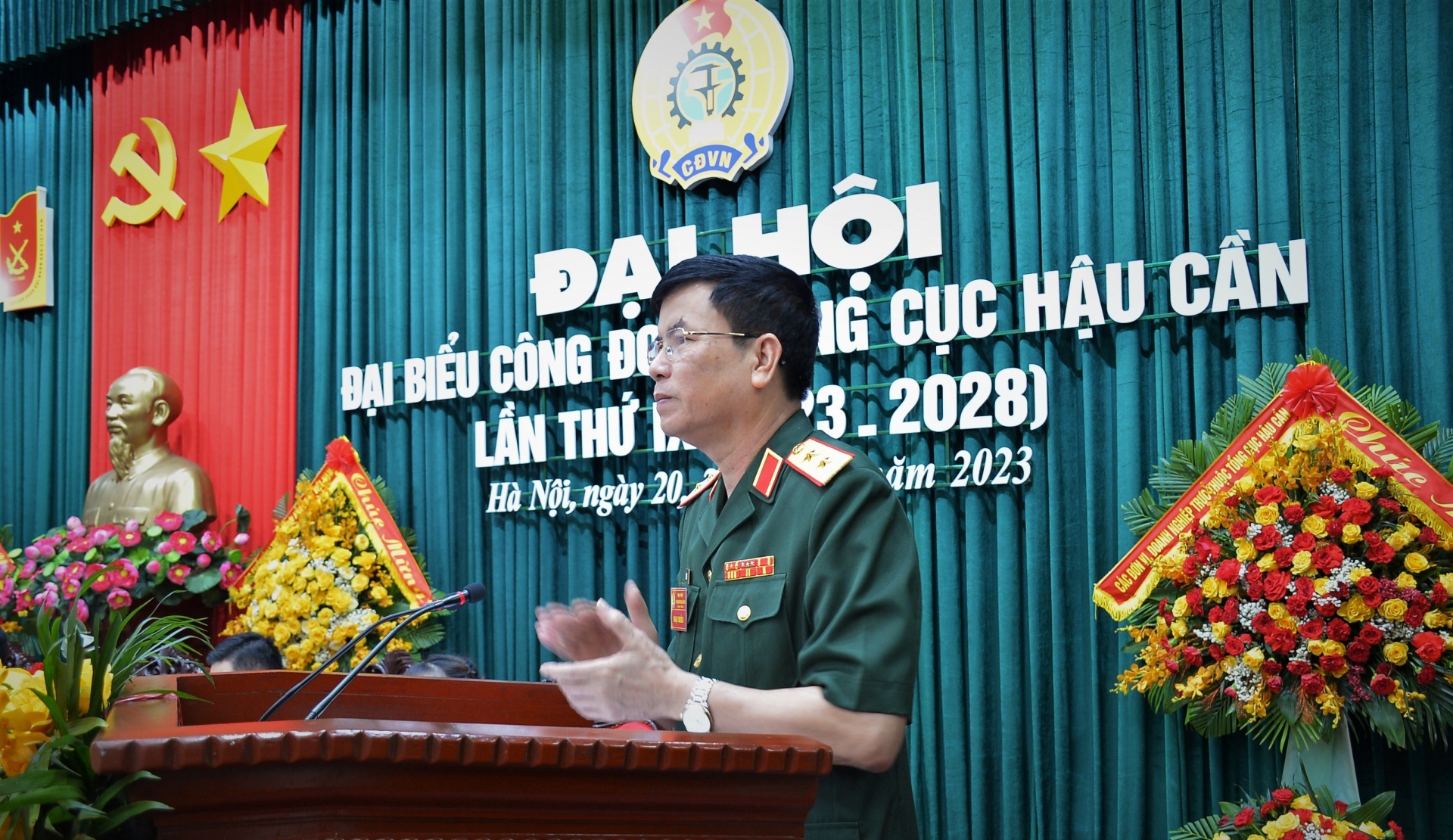 Đại hội IX Công đoàn Tổng cục Hậu cần: Tận dụng thời cơ - vượt qua thách thức Đại hội IX Công đoàn Tổng cục Hậu cần: Tận dụng thời cơ - vượt qua thách thức