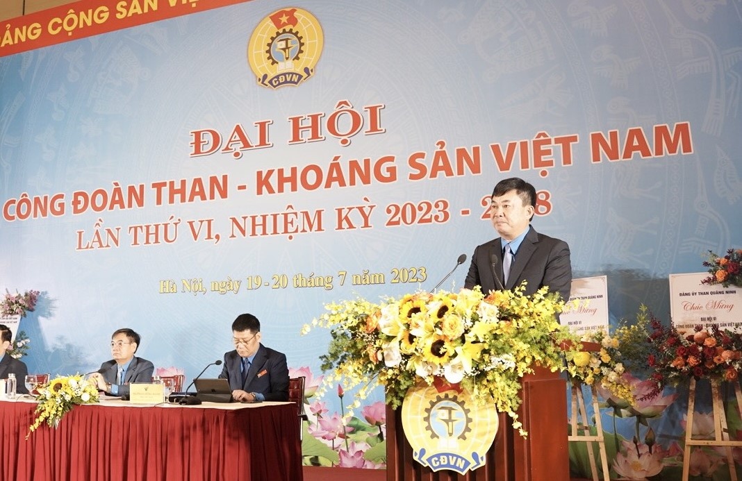 Đại hội Công đoàn TKV lần thứ VI: Thực sự “Đổi mới - Dân chủ - Đoàn kết - Phát triển” Đại hội Công đoàn TKV lần thứ VI: Thực sự “Đổi mới - Dân chủ - Đoàn kết - Phát triển”