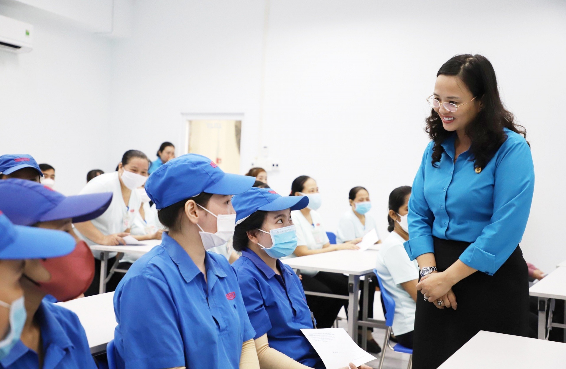 Phát triển đoàn viên: “Công đoàn phải là chỗ dựa vững chắc cho người lao động” Phát triển đoàn viên: “Công đoàn phải là chỗ dựa vững chắc cho người lao động”