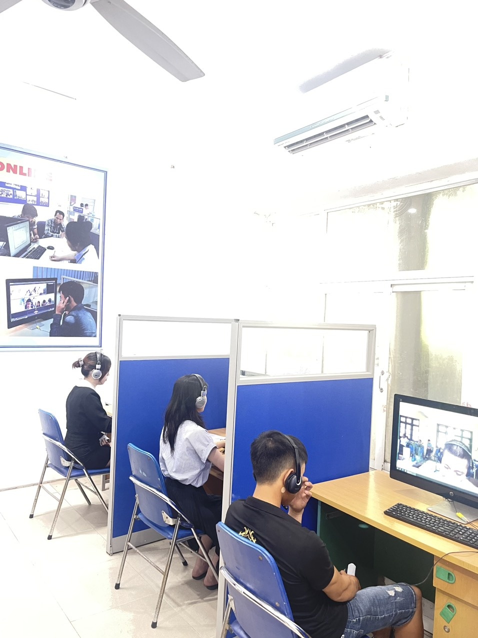 Nhiều chỉ tiêu tuyển dụng tại Phiên giao dịch việc làm trực tuyến kết nối 9 tỉnh, TP Nhiều chỉ tiêu tuyển dụng tại Phiên giao dịch việc làm trực tuyến kết nối 9 tỉnh, TP