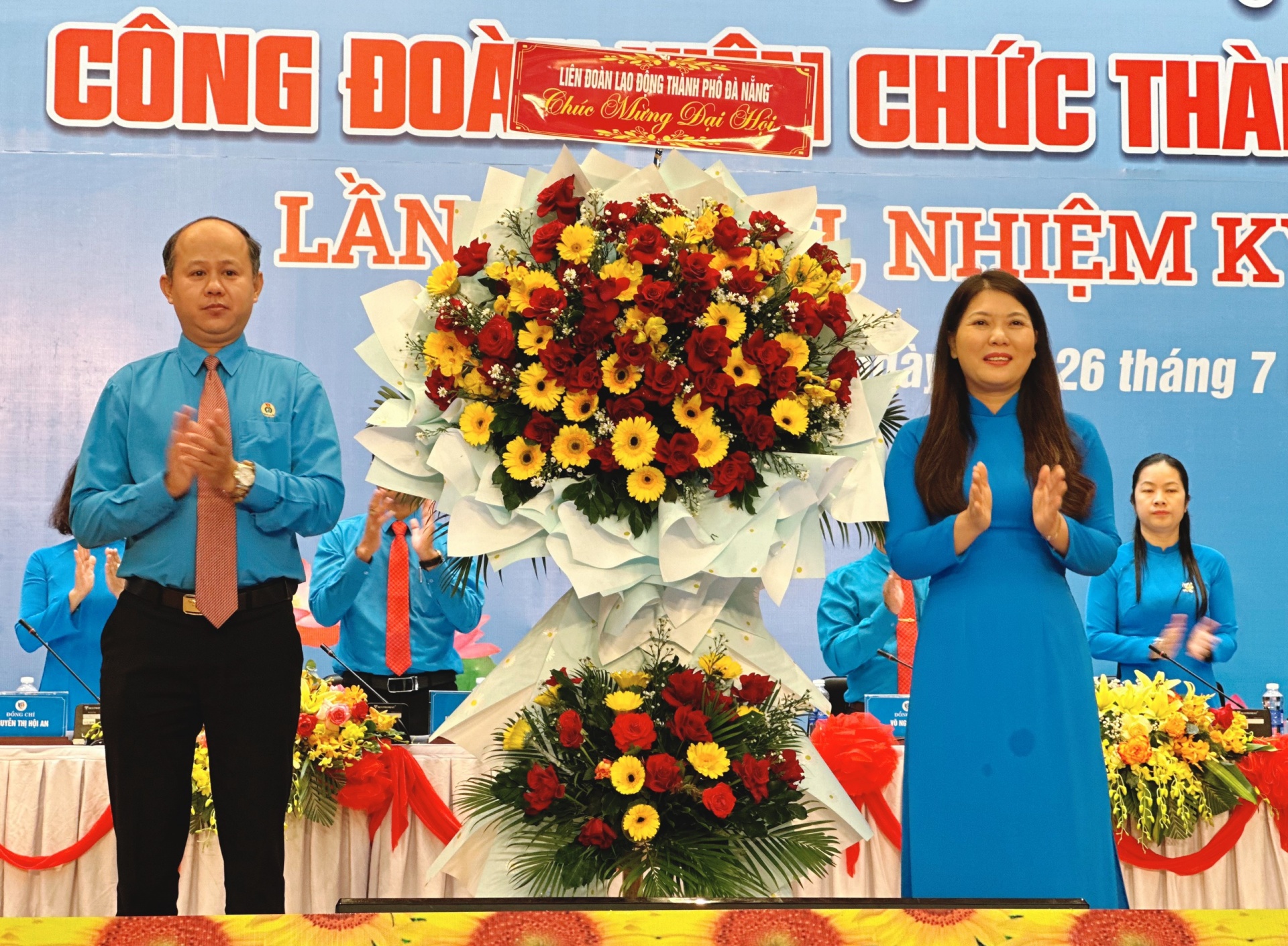 Công đoàn Viên chức thành phố Đà Nẵng ghi dấu ấn với nhiều kết quả nổi bật Công đoàn Viên chức thành phố Đà Nẵng ghi dấu ấn với nhiều kết quả nổi bật