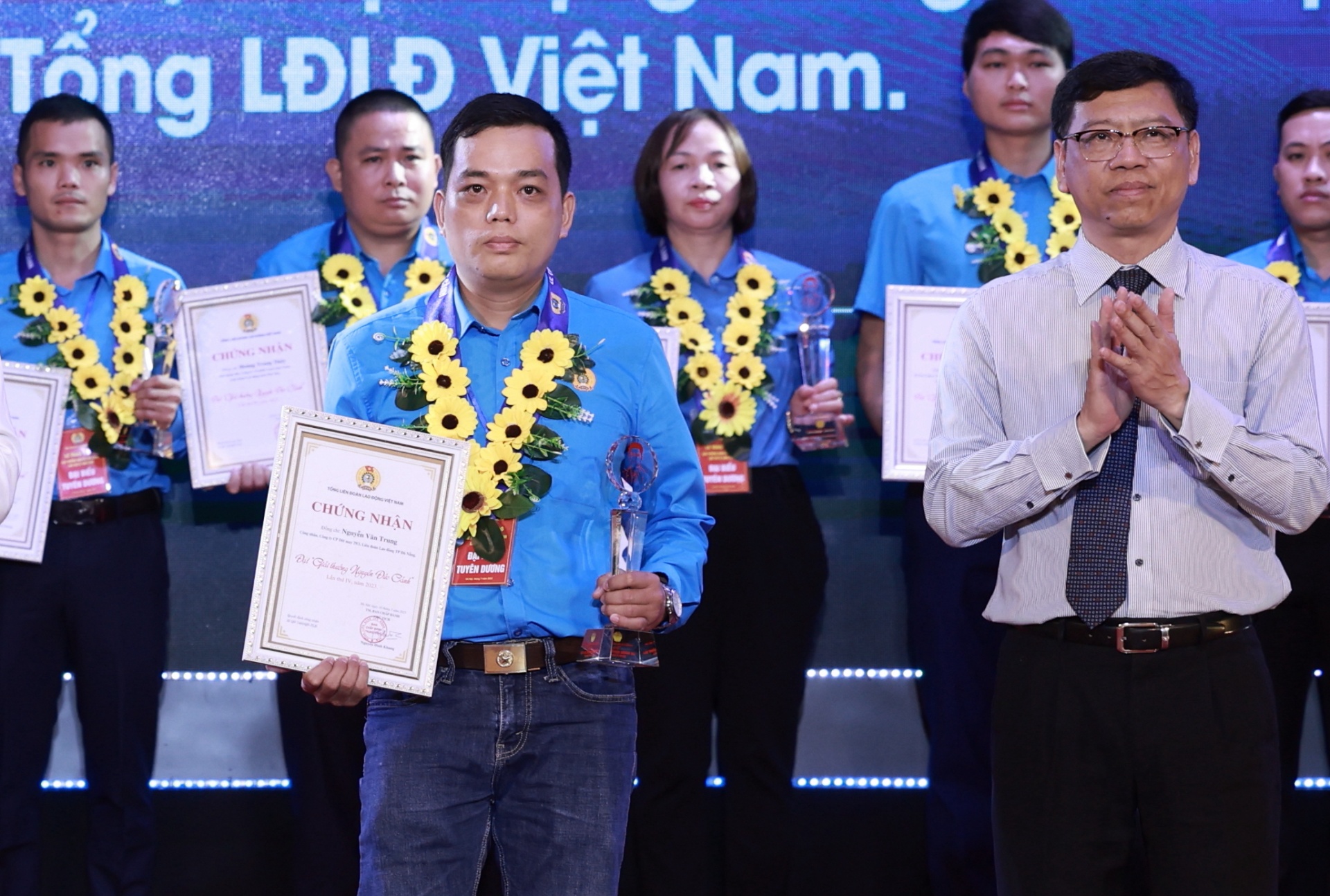 Anh công nhân đam mê cải tiến giúp tiết kiệm 100 triệu đồng/năm cho doanh nghiệp Anh công nhân đam mê cải tiến giúp tiết kiệm 100 triệu đồng/năm cho doanh nghiệp