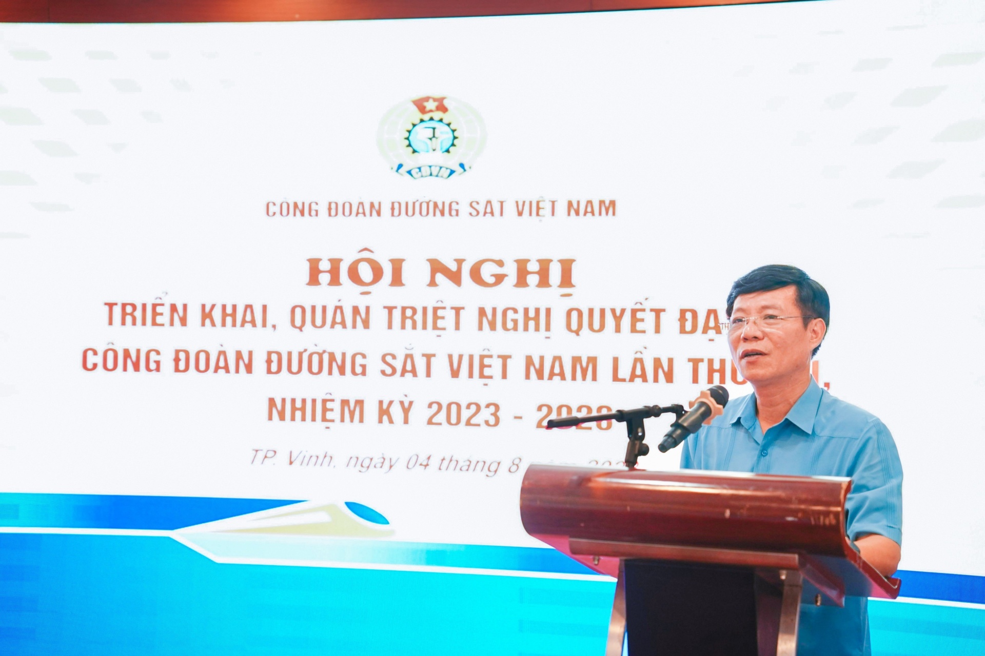 CNVCLĐ đồng hành với công đoàn ngành thực hiện thắng lợi Nghị quyết Đại hội lần thứ XVI CNVCLĐ đồng hành với công đoàn ngành thực hiện thắng lợi Nghị quyết Đại hội lần thứ XVI