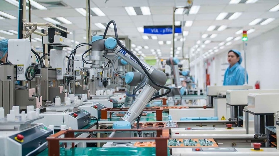 Nhân sự ngành sản xuất đối mặt với việc giảm giờ làm, bị cắt giảm 30 - 50% lương Nhân sự ngành sản xuất đối mặt với việc giảm giờ làm, bị cắt giảm 30 - 50% lương