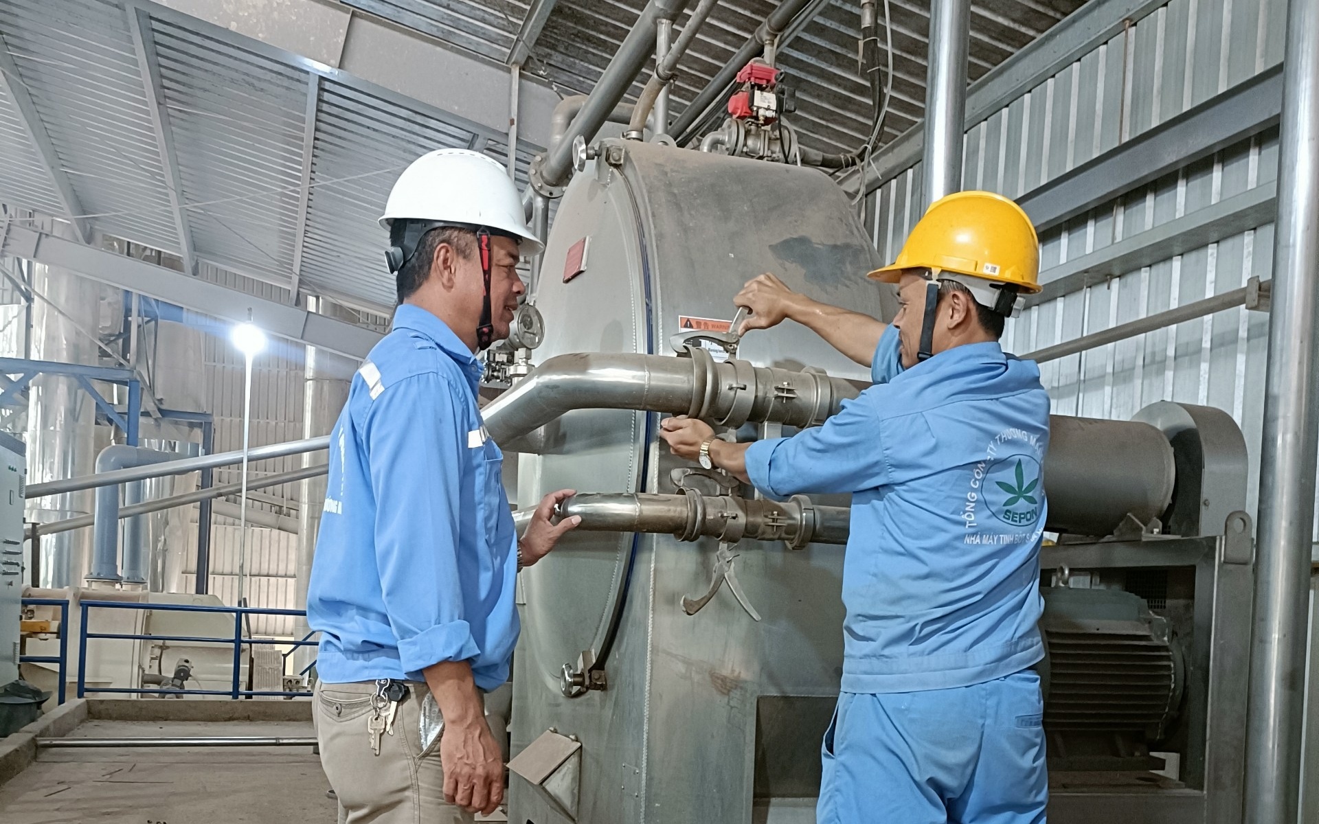 Quản đốc xưởng sản xuất có nhiều sáng kiến làm lợi hàng tỷ đồng cho doanh nghiệp