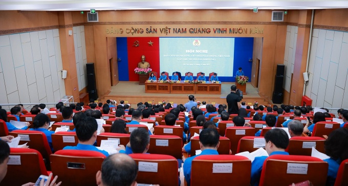 Thảo luận dự thảo kế hoạch chuẩn bị nhân sự Đại hội XIII Công đoàn Việt Nam