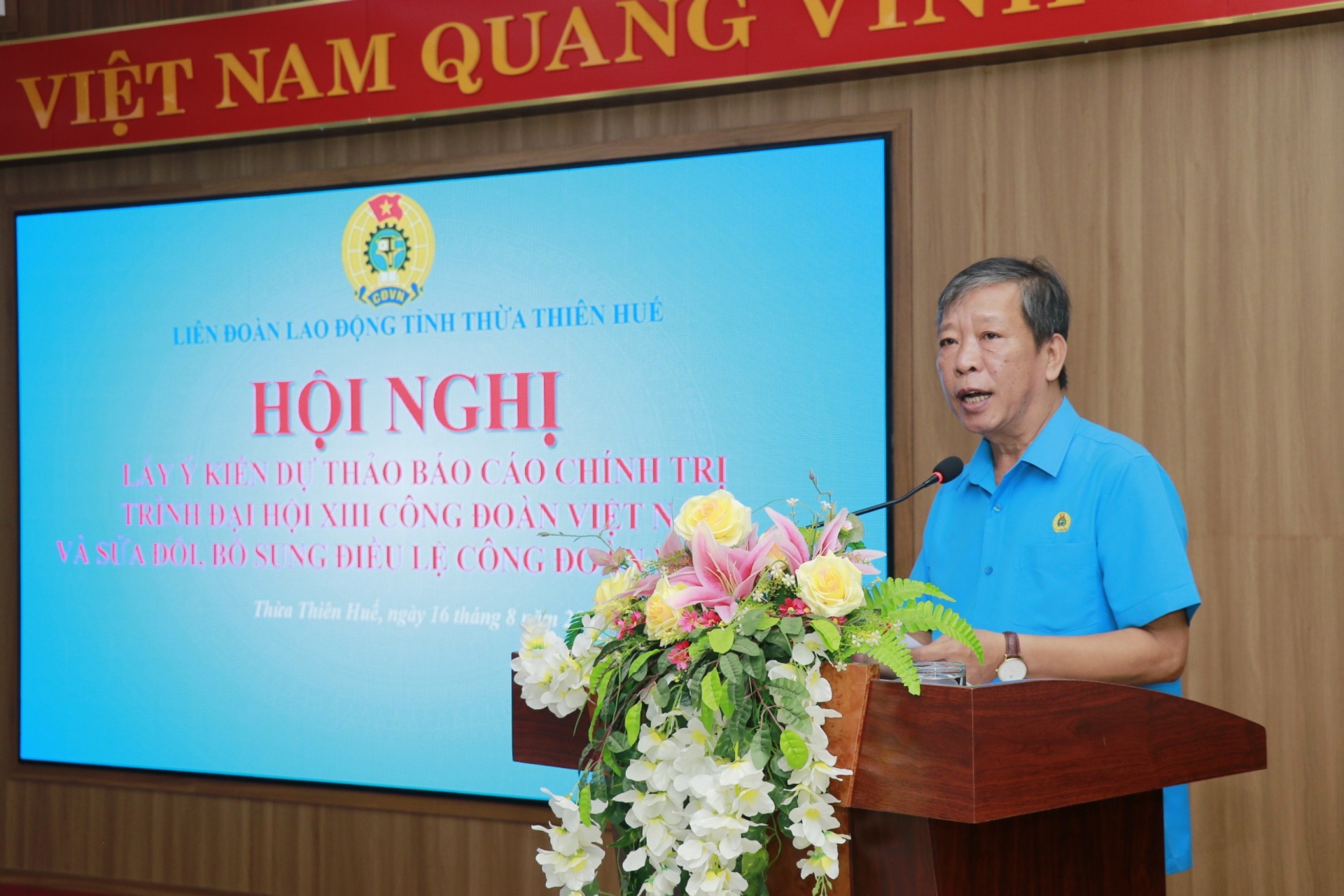 Lấy ý kiến về Điều lệ Công đoàn và dự thảo báo cáo Đại hội Công đoàn Việt Nam Lấy ý kiến về Điều lệ Công đoàn và dự thảo báo cáo Đại hội Công đoàn Việt Nam