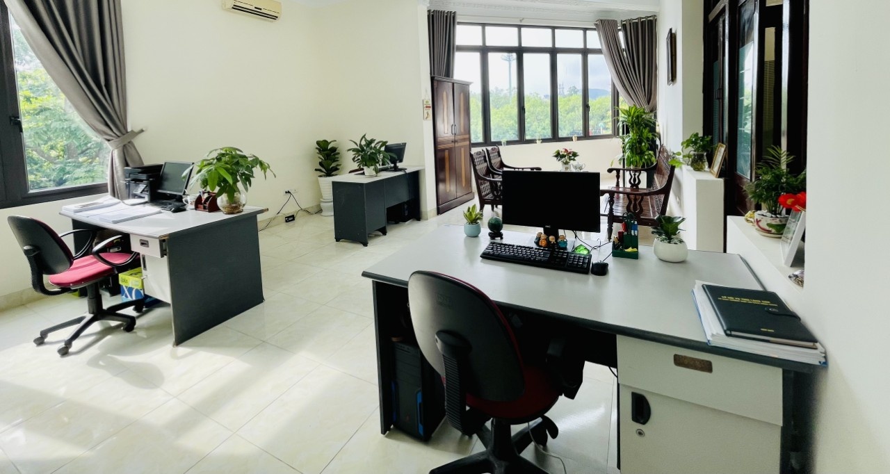 Mô hình “Công sở Xanh - Sạch - Đẹp, Góc làm việc ngăn nắp, gọn gàng” Mô hình “Công sở Xanh - Sạch - Đẹp, Góc làm việc ngăn nắp, gọn gàng”