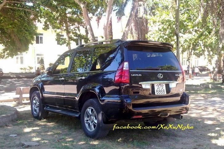 Cuộc đấu giá biển số công khai đầu tiên đã diễn ra vào năm 2008 Cuộc đấu giá biển số công khai đầu tiên đã diễn ra vào năm 2008