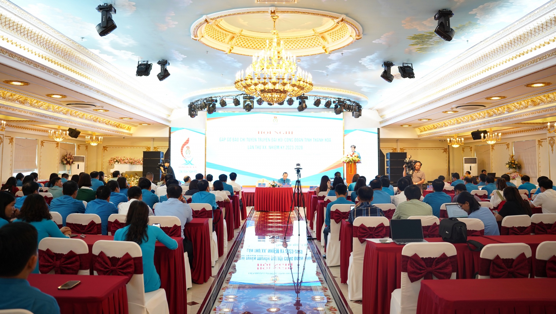 Trân trọng cảm ơn các cơ quan báo chí đã luôn đồng hành cùng Công đoàn Thanh Hoá Trân trọng cảm ơn các cơ quan báo chí đã luôn đồng hành cùng Công đoàn Thanh Hoá
