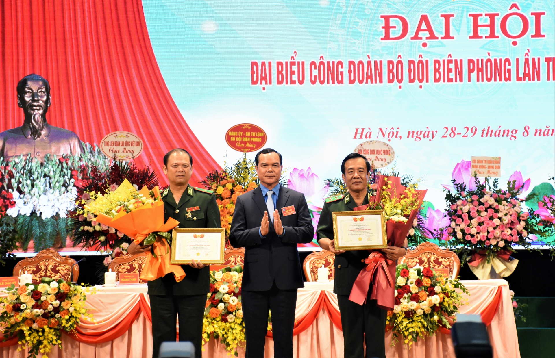Quyết tâm bảo vệ vững chắc chủ quyền lãnh thổ, an ninh biên giới quốc gia