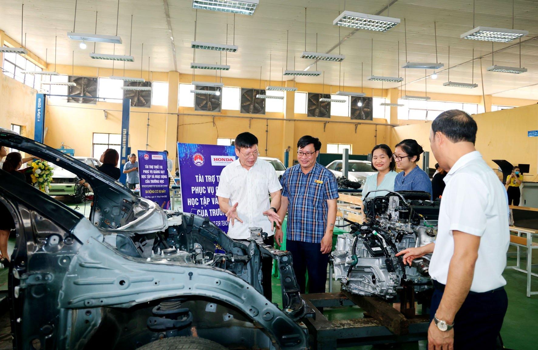 Vĩnh Phúc: Thực hiện các giải pháp đồng bộ nâng cao chất lượng lao động Vĩnh Phúc: Thực hiện các giải pháp đồng bộ nâng cao chất lượng lao động