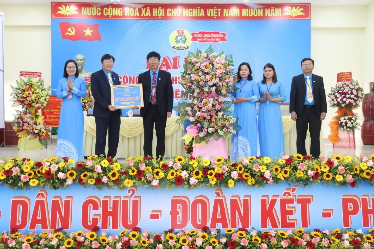 Lâm Đồng chuẩn bị chu đáo cho Đại hội Công đoàn tỉnh lần thứ X Lâm Đồng chuẩn bị chu đáo cho Đại hội Công đoàn tỉnh lần thứ X
