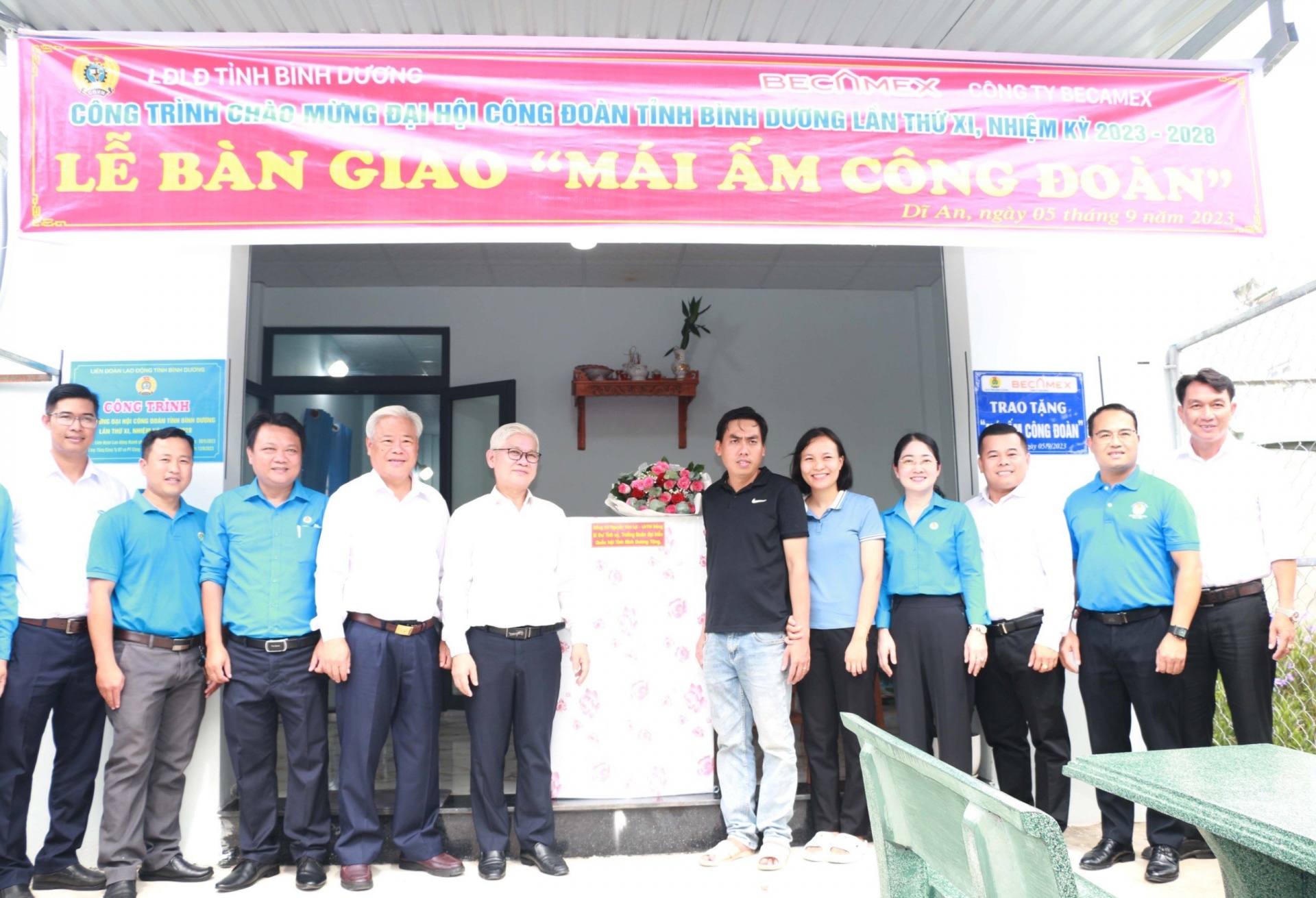 Công đoàn Bình Dương quan tâm, giúp đỡ, sẻ chia với công nhân khó khăn