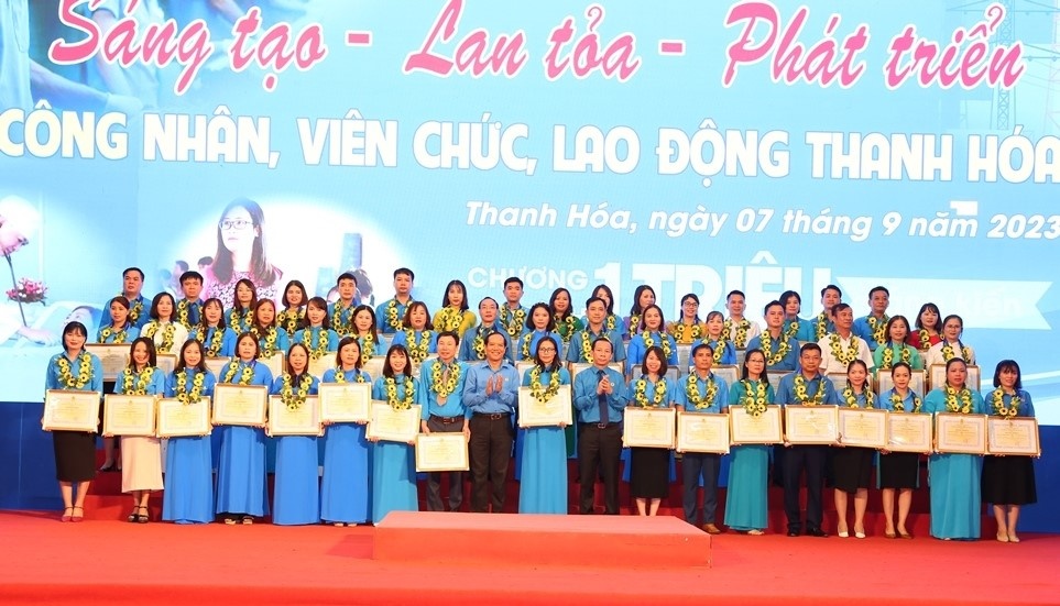 Tiếp tục phát huy tinh thần tiên phong, sáng tạo, cống hiến của CNVCLĐ tỉnh Thanh Hoá