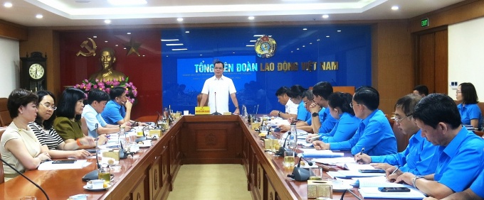 Toàn cảnh buổi làm việc giữa Thường trực Đoàn Chủ tịch Tổng LĐLĐ Việt Nam với LĐLĐ TP Hồ Chí Minh. Ảnh: Ngọc Tú