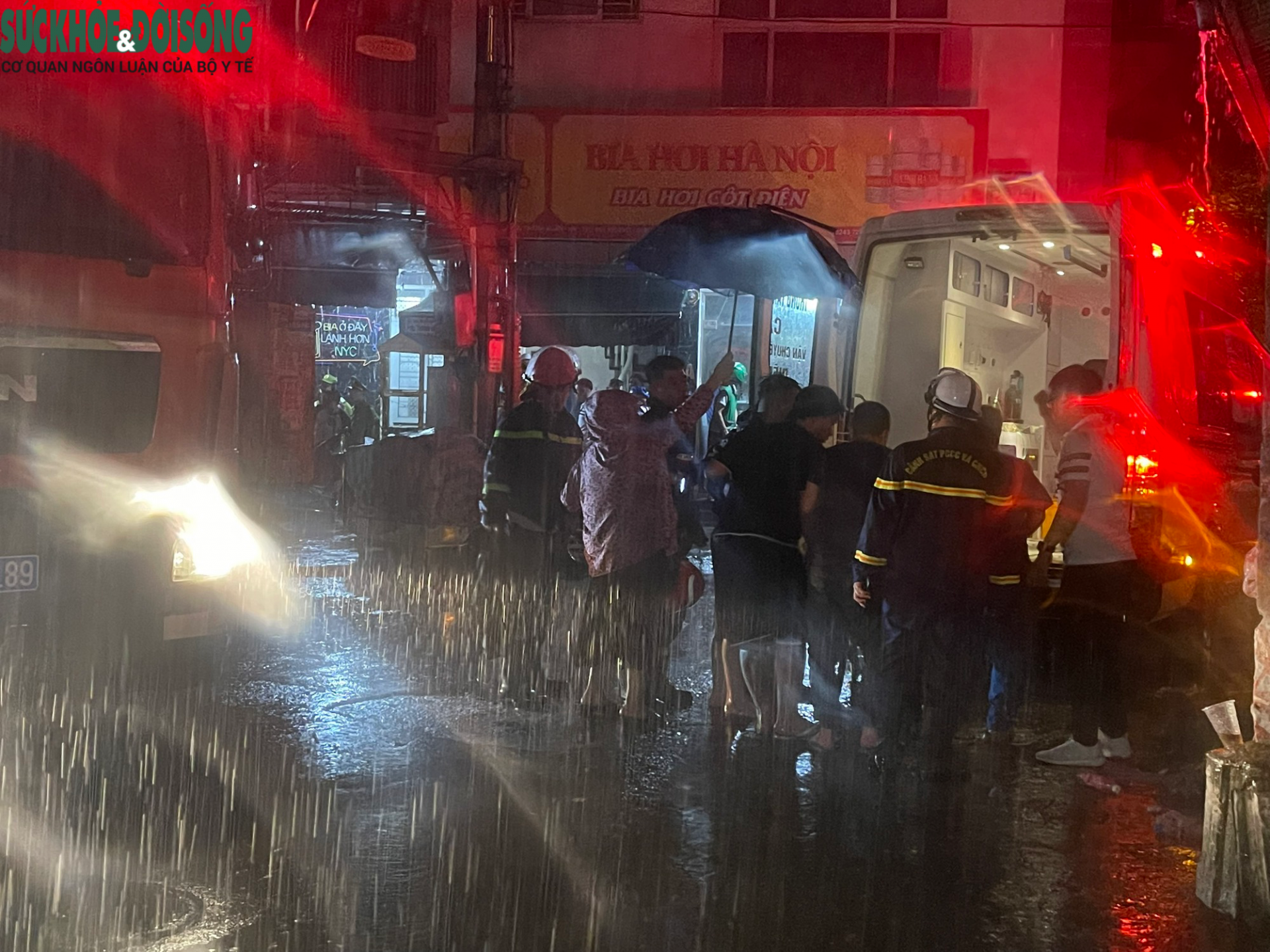 Nhiều người thương vong trong vụ cháy tại chung cư mini ở Hà Nội