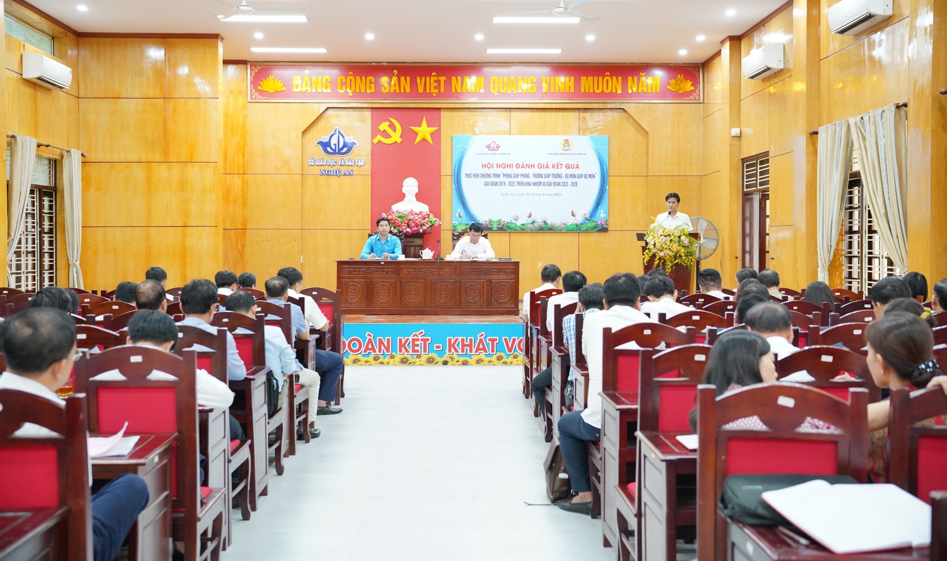 Các trường tích cực giúp đỡ nhau đã góp phần tạo nên thương hiệu của giáo dục Nghệ An