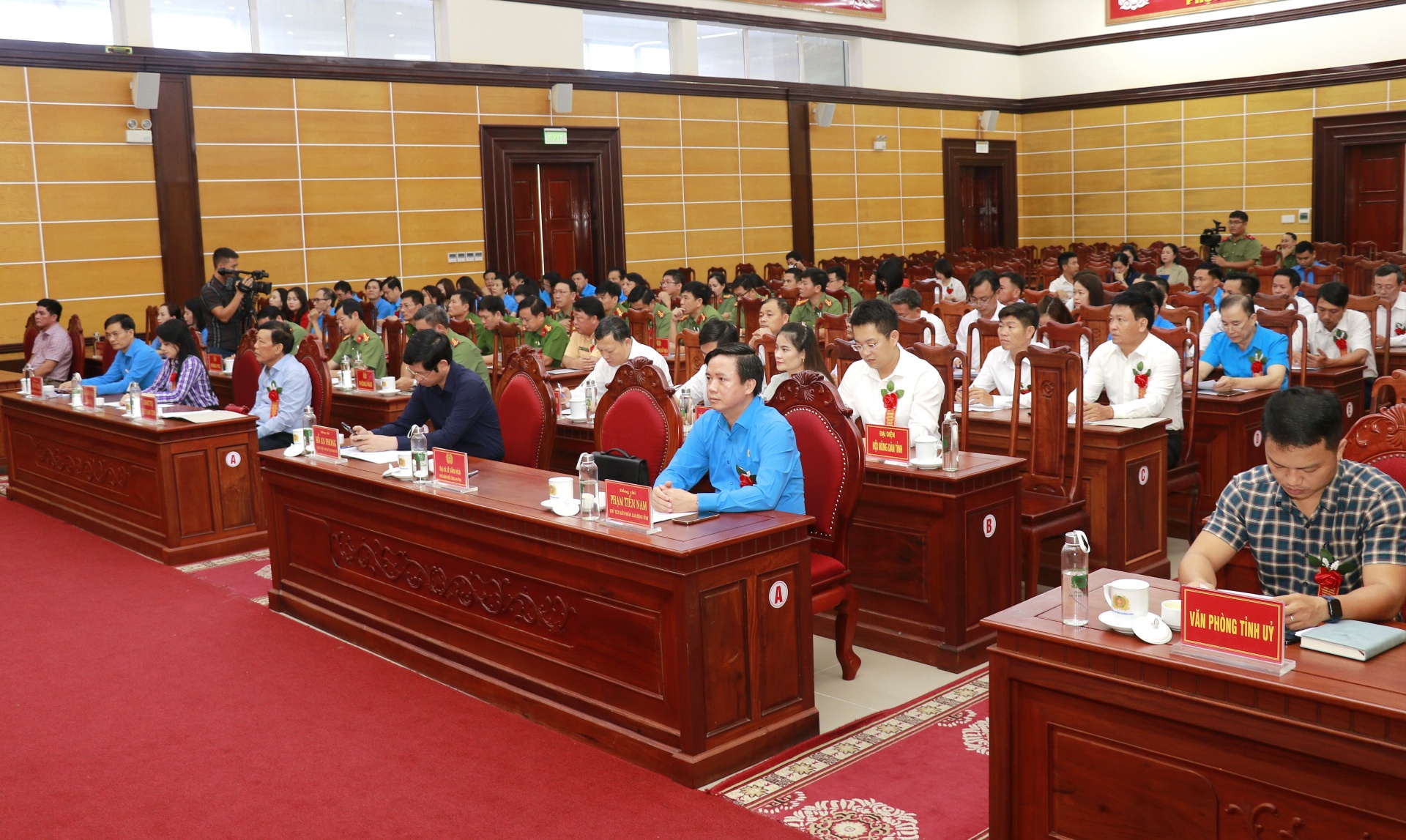 LĐLĐ tỉnh Quảng Bình: Tiếp tục đẩy mạnh phong trào toàn dân bảo vệ an ninh Tổ quốc LĐLĐ tỉnh Quảng Bình: Tiếp tục đẩy mạnh phong trào toàn dân bảo vệ an ninh Tổ quốc