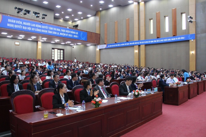 Khai mạc phiên thứ nhất Đại hội Công đoàn tỉnh Sơn La lần thứ XV, nhiệm kỳ 2023 - 2028 Khai mạc phiên thứ nhất Đại hội Công đoàn tỉnh Sơn La lần thứ XV, nhiệm kỳ 2023 - 2028