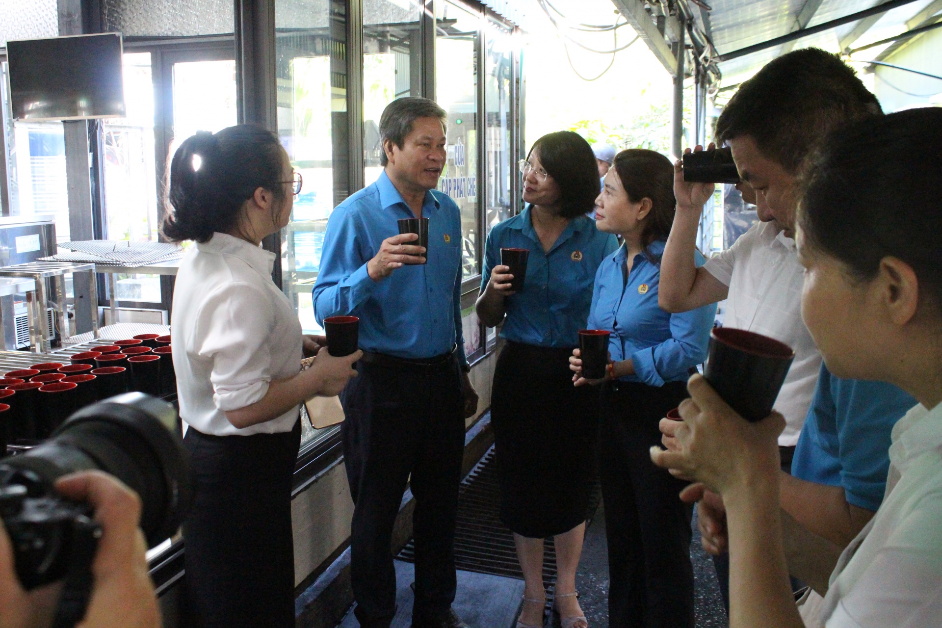 “Để các anh luôn mạnh khỏe, yên tâm khai thác than”