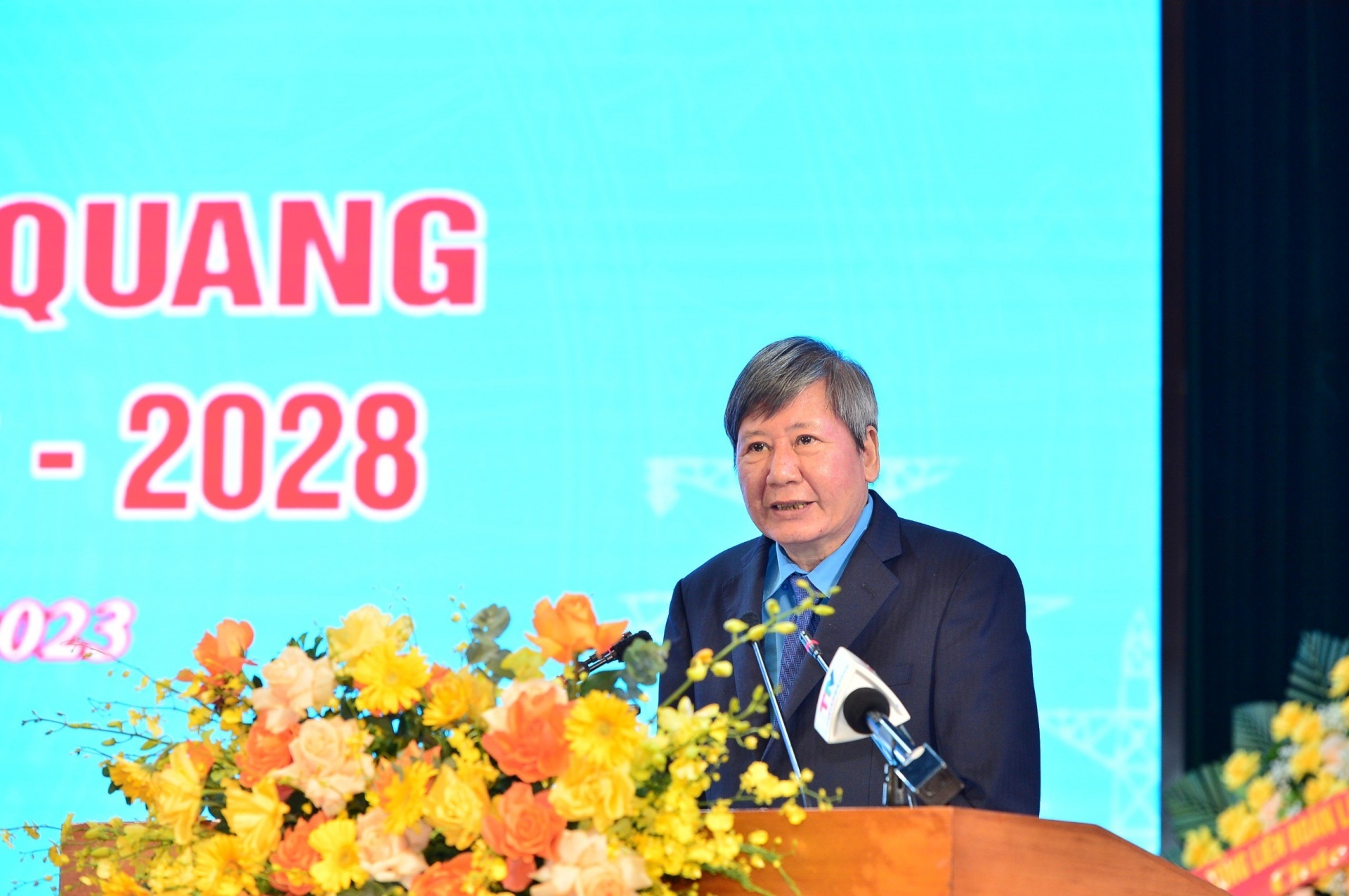 Tiếp tục đổi mới vì mục tiêu xây dựng Tuyên Quang phát triển!