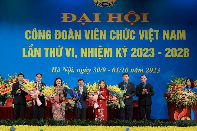 Chủ tịch Nguyễn Đình Khang: