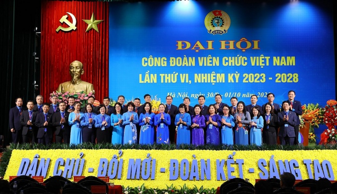 Đồng chí Ngọ Duy Hiểu tái đắc cử Chủ tịch Công đoàn Viên chức Việt Nam