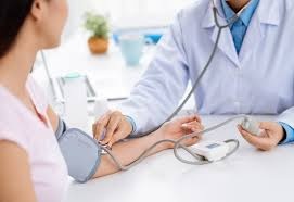 Tranh luận về quy định khám sức khoẻ định kỳ với người lái xe Tranh luận về quy định khám sức khoẻ định kỳ với người lái xe