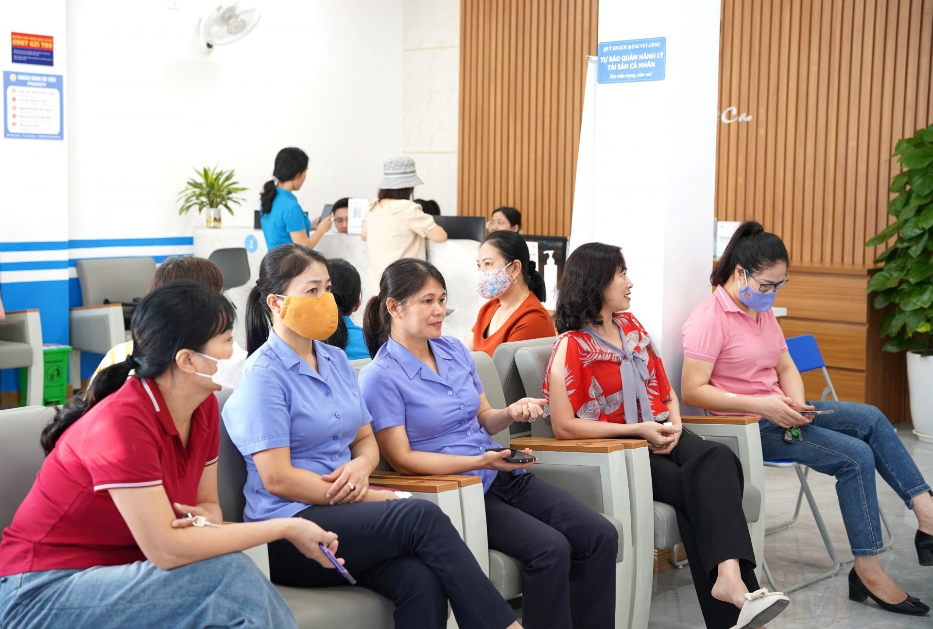 Hơn 2.000 đoàn viên nữ được tầm soát ung thư miễn phí