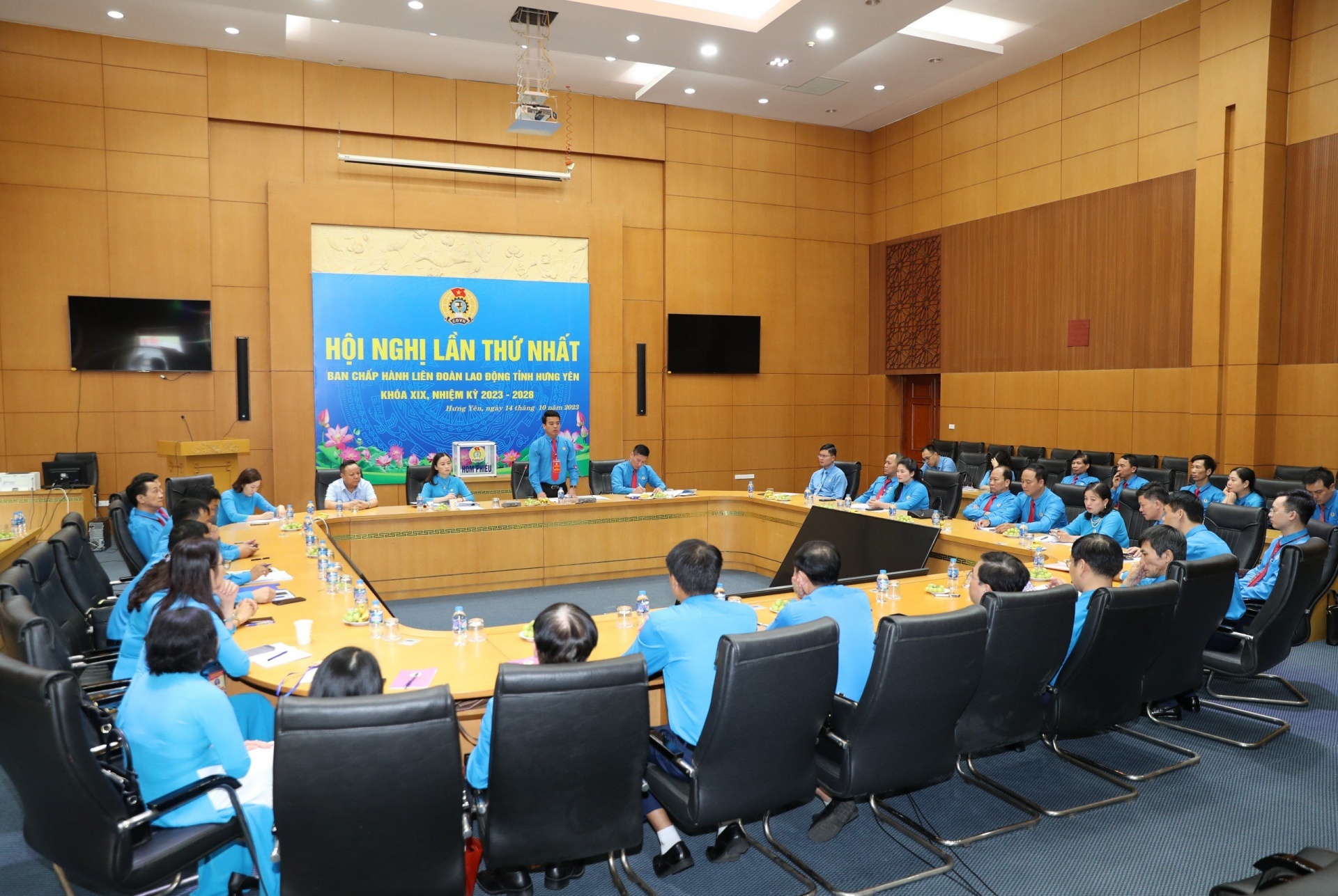 Đồng chí Lê Quang Toản tái cử chức vụ Chủ tịch LĐLĐ tỉnh Hưng Yên