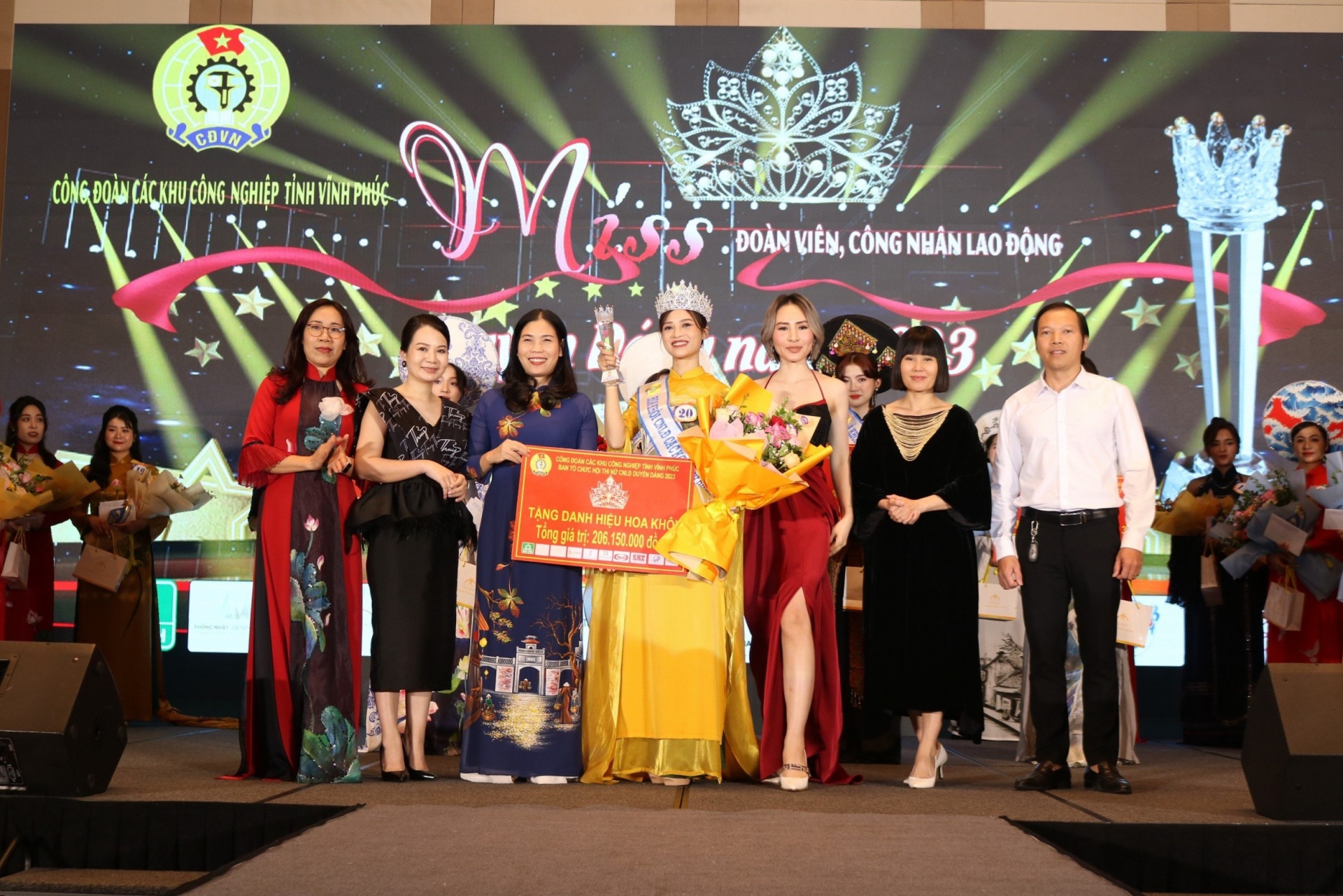 Sôi nổi Hội thi Miss “Đoàn viên, công nhân lao động duyên dáng” Sôi nổi Hội thi Miss “Đoàn viên, công nhân lao động duyên dáng”
