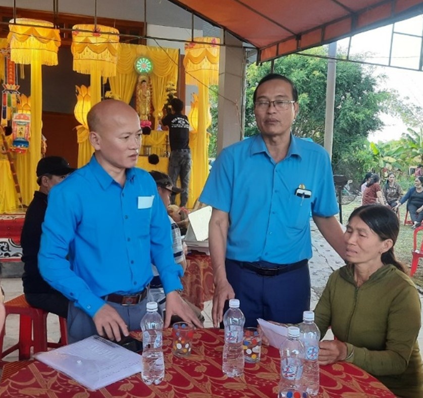 Nghiệp đoàn Nghề cá Việt Nam thăm gia đình ngư dân gặp nạn trên biển Nghiệp đoàn Nghề cá Việt Nam thăm gia đình ngư dân gặp nạn trên biển
