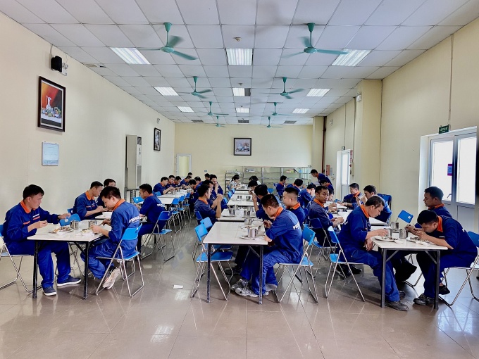 Công đoàn tham gia nâng chất lượng bữa ăn ca cho người lao động