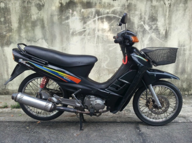 Những mẫu xe máy đời cũ kiểu dáng không lỗi mốt vẫn được chuộng Những mẫu xe máy đời cũ kiểu dáng không lỗi mốt vẫn được chuộng