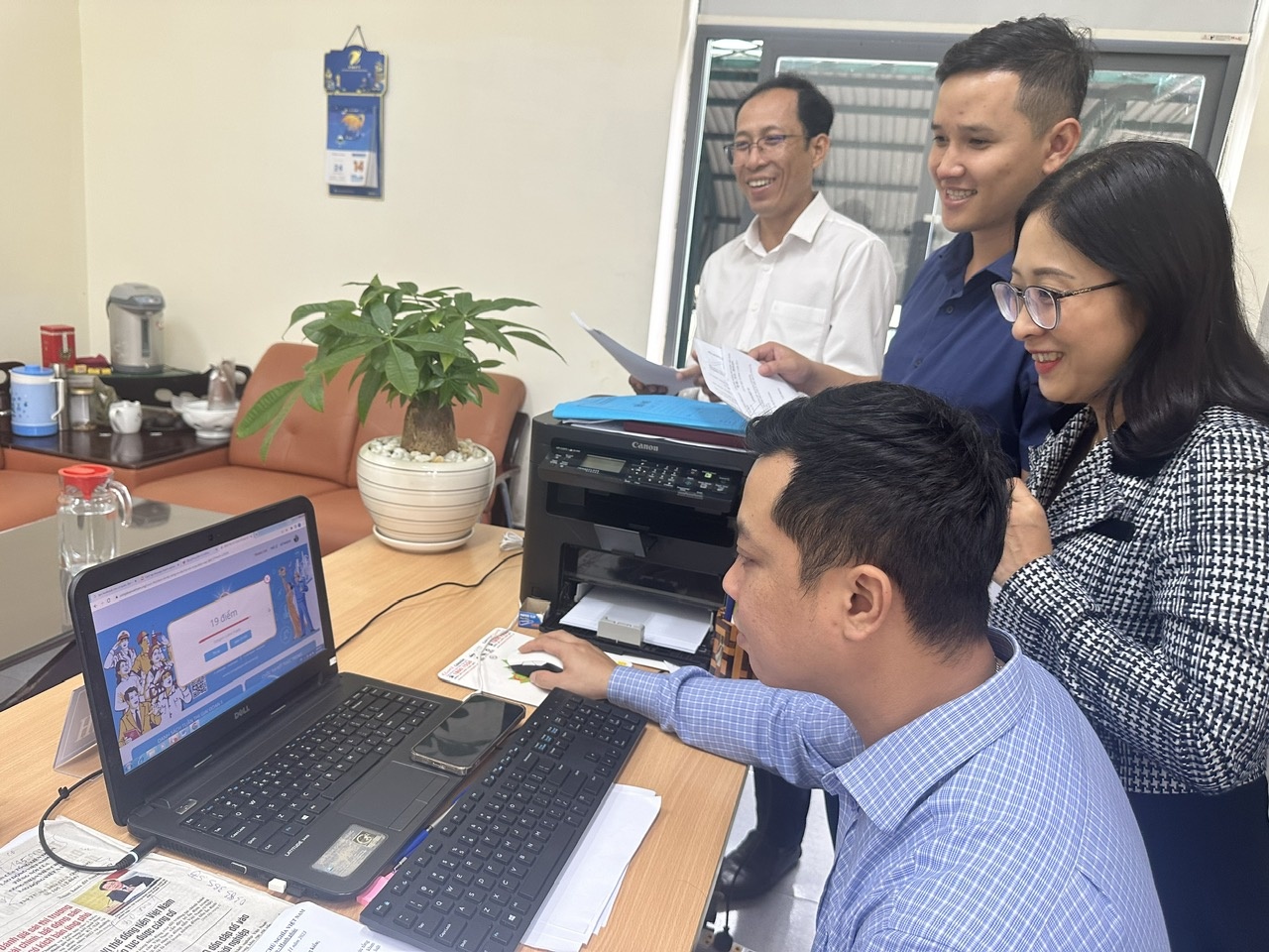 “Gửi niềm tin, trao kỳ vọng”: Gia Lai dẫn đầu 10 LĐLĐ tỉnh Nam Trung bộ và Tây Nguyên “Gửi niềm tin, trao kỳ vọng”: Gia Lai dẫn đầu 10 LĐLĐ tỉnh Nam Trung bộ và Tây Nguyên