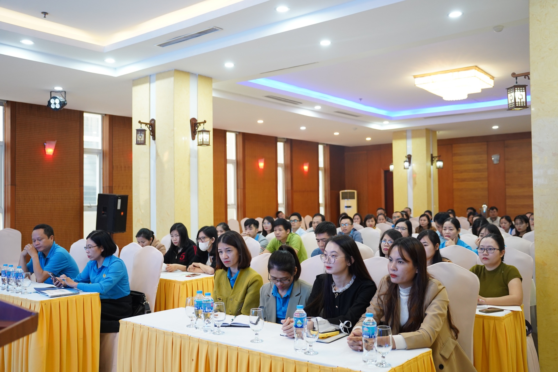 Công đoàn KKT Đông Nam Nghệ An tập huấn tài chính cho gần 100 đoàn viên công đoàn