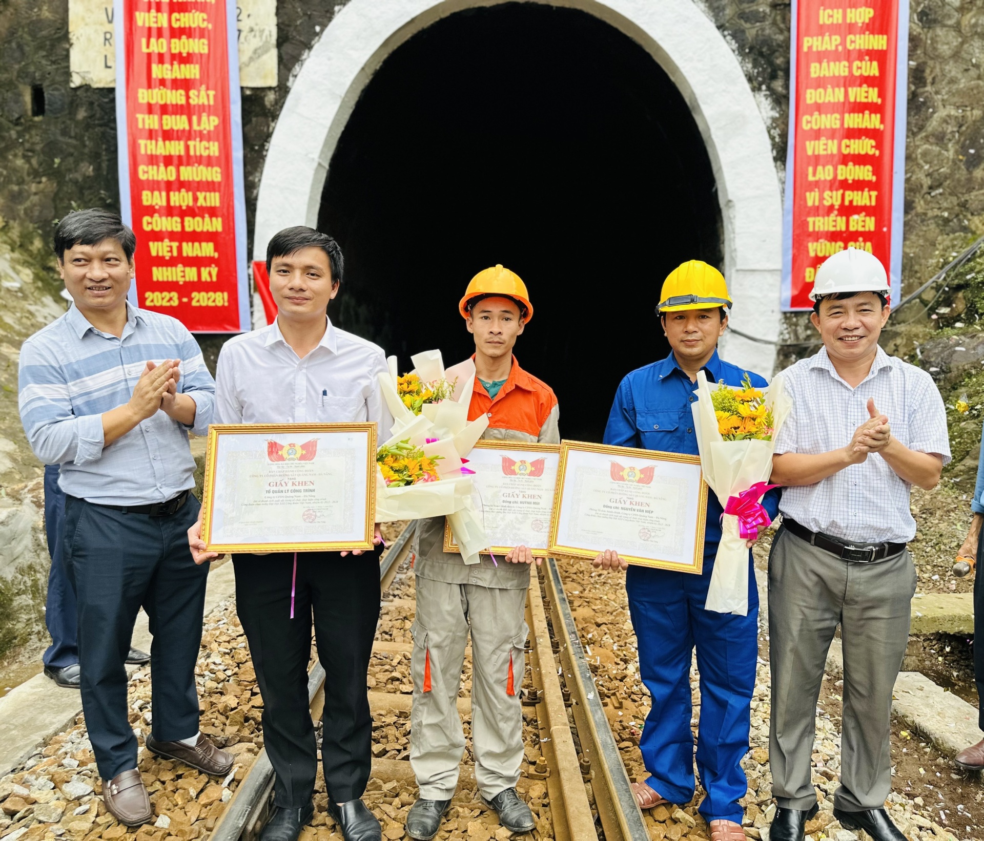 Công trình chào mừng Đại hội Công đoàn Việt Nam vượt tiến độ 14 ngày