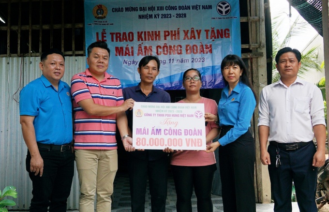 Đoàn viên có mái ấm nhờ “món quà từ Đại hội XIII Công đoàn Việt Nam” Đoàn viên có mái ấm nhờ “món quà từ Đại hội XIII Công đoàn Việt Nam”