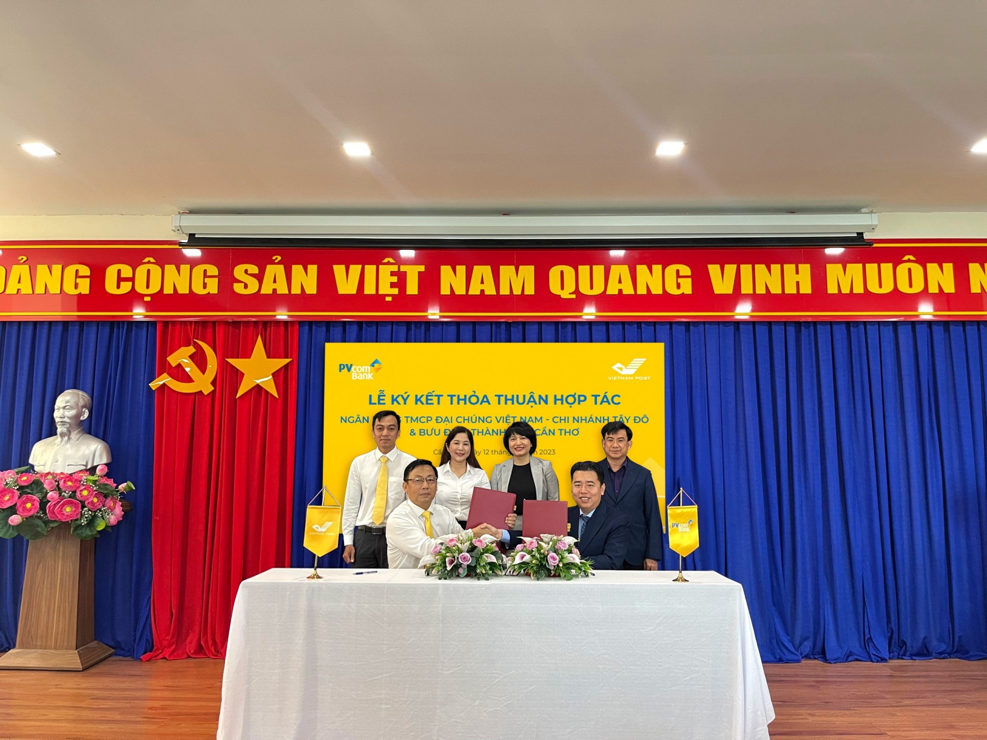 Việc hợp tác giữa hai đơn vị sẽ thắt chặt thêm mối quan hệ lâu dài bền vững mà PVcomBank và Tổng Công ty đang hướng tới.