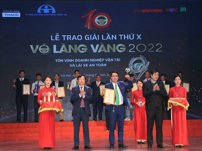 Niềm vui lần thứ 3 nhận giải thưởng Vô lăng Vàng