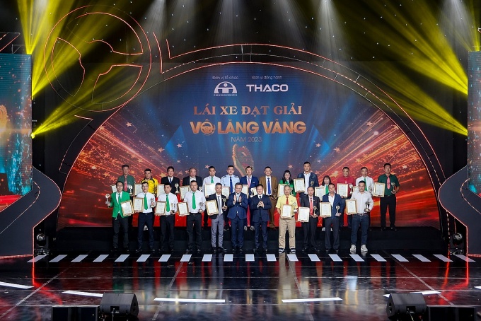 Niềm vui lần thứ 3 nhận giải thưởng Vô lăng vàng